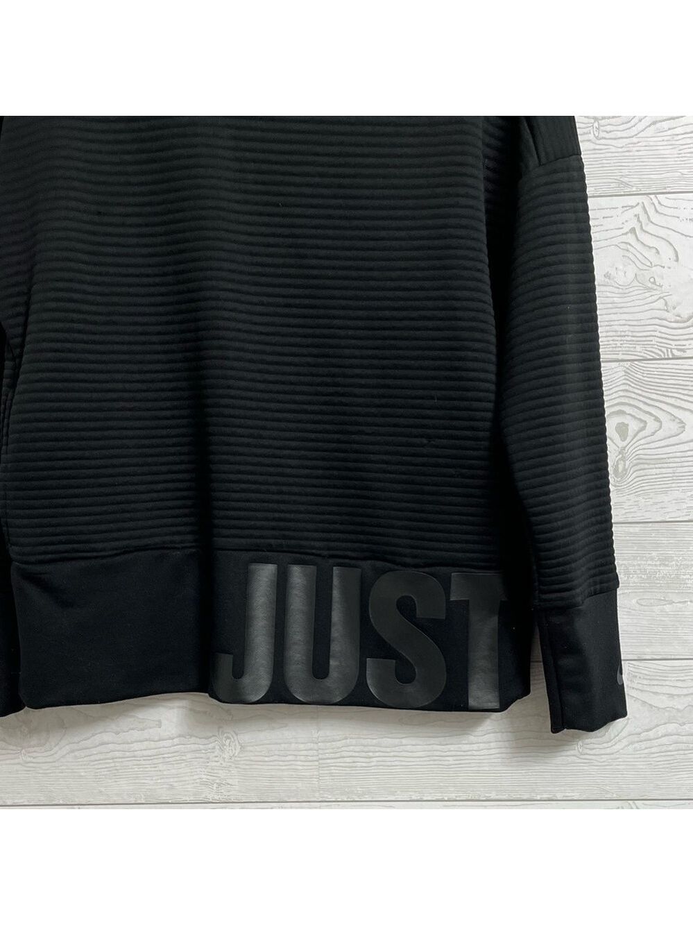 Nike Women’s Black Ribbed Cropped Crewneck Sweatshirt. Size XS - Picture 4 of 6